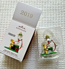 2019 Hallmark Peanuts Archery Practice ornament Snoopy Woodstock Great condition picture