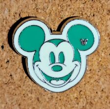 WDW Hidden Mickey Colorful Mickeys Disney 66613 Pin Trading 2008 Face- Green picture
