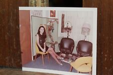 Vintage 1971 Photo Pretty Lady in Beauty Salon picture