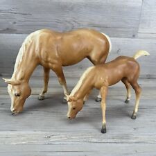 Vintage Breyer 1433 Horses Buttons And Bows  Grazing Palomino Mare And Her Foal picture