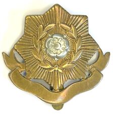 East Yorkshire Regiment Cap Badge (W1) picture