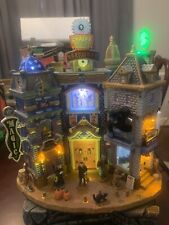 Lemax Spooky Town Towne Square-RARE picture