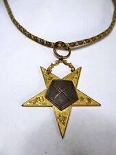 VINTAGE MASONIC EASTERN STAR PENTAGRAM DOUBLE QUILL PENDANT NECKLACE (PRE-OWNED) picture