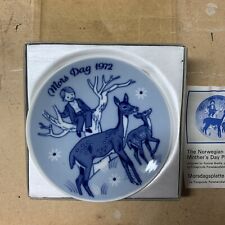 Vintage Norwegian Mothers Day Decorative Plate 1972 Blue with Box picture