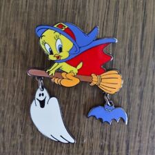 Vintage Tweedy Bird Witch With Ghost And Bat Pin 2000 Rare picture