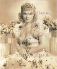 1940 Press Photo Anna Neagle stars in 