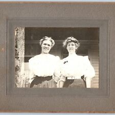 c1900s Unidentified Two Cute Young Ladies Outdoors in Sun Cabinet Card Photo B4 picture