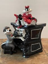 New Warner Brothers PEPE LE PEW & PENELOPE Piano Cookie Jar - looney Tunes picture
