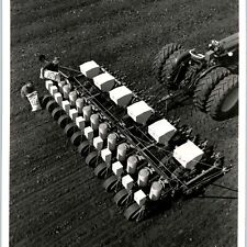 c1960s Beaman, IA Farm Tractor Funk G Hybrid Corn Seed 10