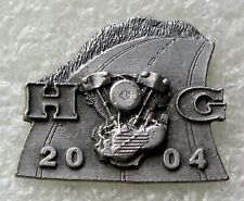 2004 HARLEY DAVIDSON OWNERS GROUP HOG H.O.G. CHAPTER MEMBER OFFICER PIN picture