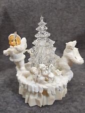 Christmas Around The World Snow Drops Musical Parade Music Box Angel Tree Animal picture