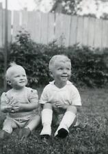KJ172 Vtg Photo TWO ADORABLE CHILDREN, BACKYARD FENCE c Mid Century picture