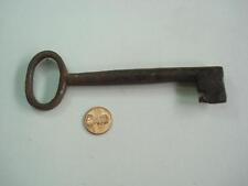 1700s ANTIQUE HUGE COLLECTABLE IRON GATE KEY RARE picture