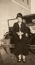 1920s Older Woman Lady Fashion Dress Hat Car License Plate Original Photo P11j25 picture