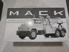 Mack R-Model Tow Truck picture