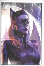 Catwoman #41 Celebrity Authentics Greg Horn Variant Cover A Anne Hathaway Virgin picture