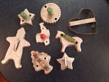 Vintage 1950s Cookie Cutters Set/8 picture