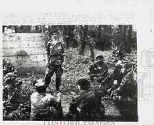 1987 Press Photo Camp Oliver, New Jersey instructor teaches Contra fighter men. picture