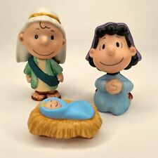 Hallmark Peanuts Gallery The Holy Family Nativity - Charlie Brown, Lucy & Baby picture