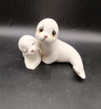 Vtg Oxford Ceramic Hugging Mother And Baby Seals picture