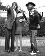 PAUL & LINDA McCARTNEY w/ JOHN LENNON & YOKO ONO THE BEATLES 8X10 PHOTO (DA-576) picture