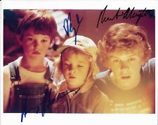 E.T. The Extra-Terrestrial color 8x10 signed by Henry Thomas, Drew Barrymore, +1 picture