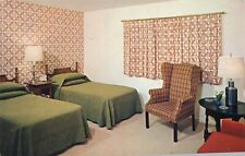 Tobacco Valley Inn and Motor House Interior in Windsor, CT vintage unposted picture