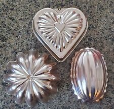 Lot of 3 Copper Tone Aluminum Cake Pan Jello-O Mold Wall Hangings Vintage Baking picture