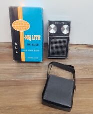 vintage HY-LITE DE-LUXE model E164 solid state radio Hong Kong picture