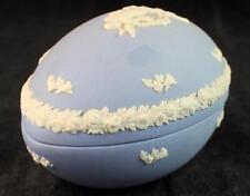 Wedgwood Cream On Lavender Jasperware Large Egg Shaped Box Cupid Design picture