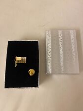 VINTAGE 14K GOLD AMERICAN FLAG LAPEL PIN picture