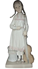 Lladro Figurine #4842 
