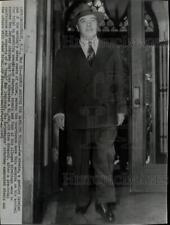 1951 Press Photo Joe Adonis arrives for trial in Hackensack, New Jersey. picture