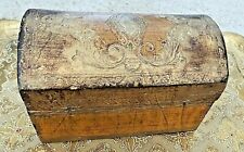 VINTAGE FIRENZE WOOD DOME HINGE GOLD TOLE TREASURE CHEST TRINKET BOX ITALY picture