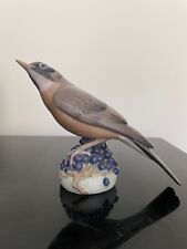  Royal Copenhagen “Redwing” Bird porcelain figurine #1235 Excellent picture