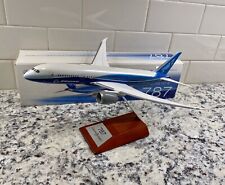 1:200 BOEING 787-8 Dreamliner Plastic Aircraft Model w/ Wood Stand & Box picture