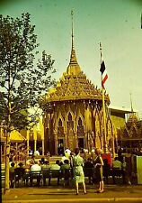 SK08 ORIGINAL KODACHROME 1960s 35MM SLIDE THAILAND TEMPLE STREET SCENE FLAG SPIR picture