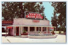 New Orleans Louisiana Postcard Avalon Motor Hotel Exterior Roadside Scene c1960s picture