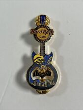 Hard Rock Cafe Pin Indianapolis Hanging Bat Dangle Guitar Halloween 2006 Spooky picture