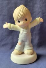 Retired Enesco Precious Moments 4001673 I Love You This Much 2004 Boy picture