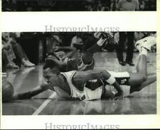 1991 Press Photo Willie Anderson, San Antonio Spurs Basketball Player at Game picture