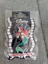 RARE LE 400 Disney Studio Store pin DSSH Ariel Little Mermaid Clam Shell Window picture