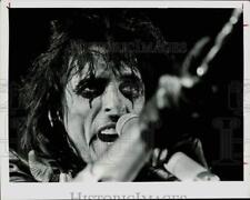 1987 Press Photo Singer Alice Cooper - sap78097 picture