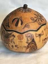 Vtg Signed Pablo Hurtado Peruvian Etched Gourd Box With Cover Cat Scenes READ picture