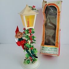 VTG Knee Hugger Elf Pixie Lamp Post Lantern Holly 10.5