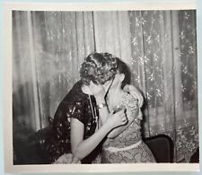 1940s Lesbian KISS Affectionate Couple Women Kissing Gay Interest Vintage Photo picture