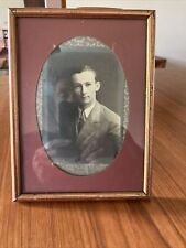 vintage  30s - 40s picture , 6 x 8 outside with oval inside picture