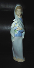 VINTAGE LLADRO GIRL WITH CALLA LILIES FIGURE #4650 picture