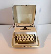 ADLER Gabrielle 25 Vintage Typewriter With Carry Case. Excellent Clean Condition picture