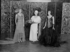 In costume for a Santa Claus Ball , Mrs Ian Carslake, Betty Hutton- 1930s Photo picture